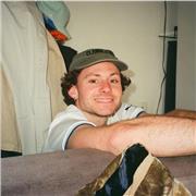 Ayant toujours eu de bonne notes en Français, je pense avoir les compétences d'enseigner cette langue.